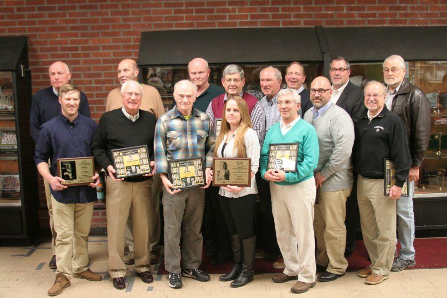 All+of+the+inductees+pose+together+with+their+plaques.