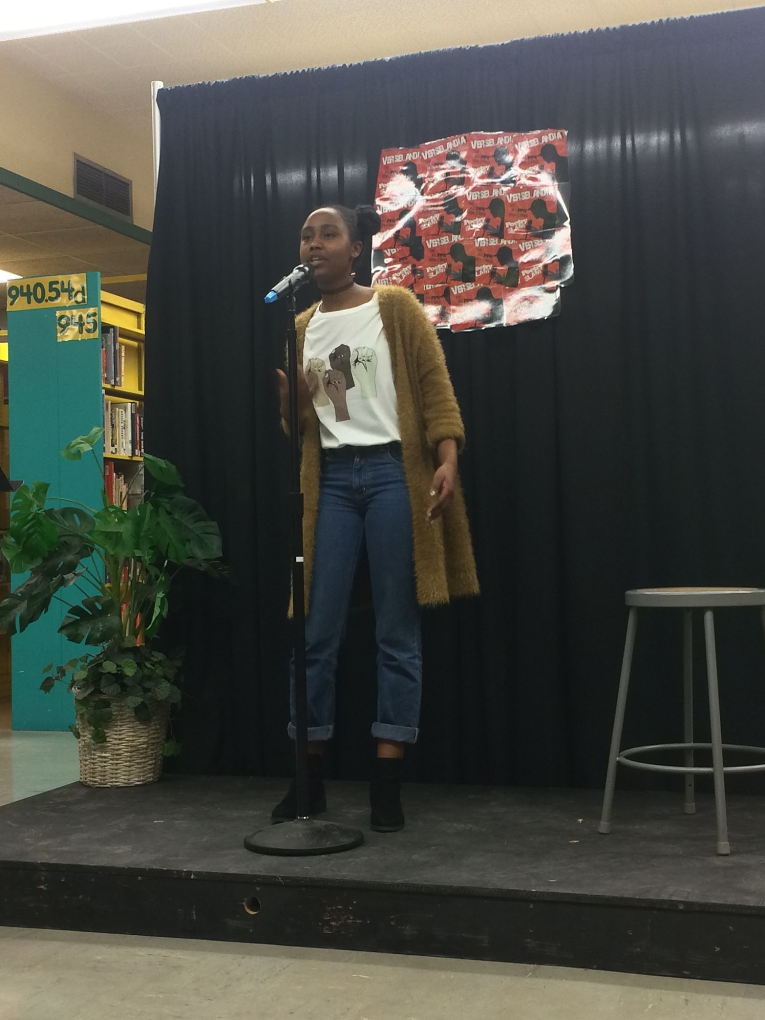 Senior Zawadi Doti claimed the title of Cleveland's 2017 Verselandia champion.