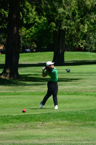 Girls Golf: Cleveland Freshman Finishes First in PIL; Team Qualifies for State