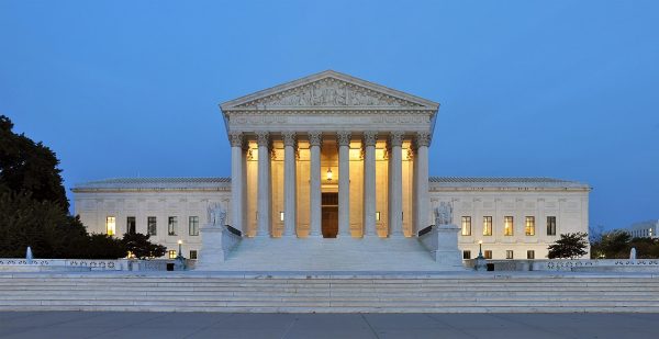 Wikipedia photo of the United States Supreme Court building.